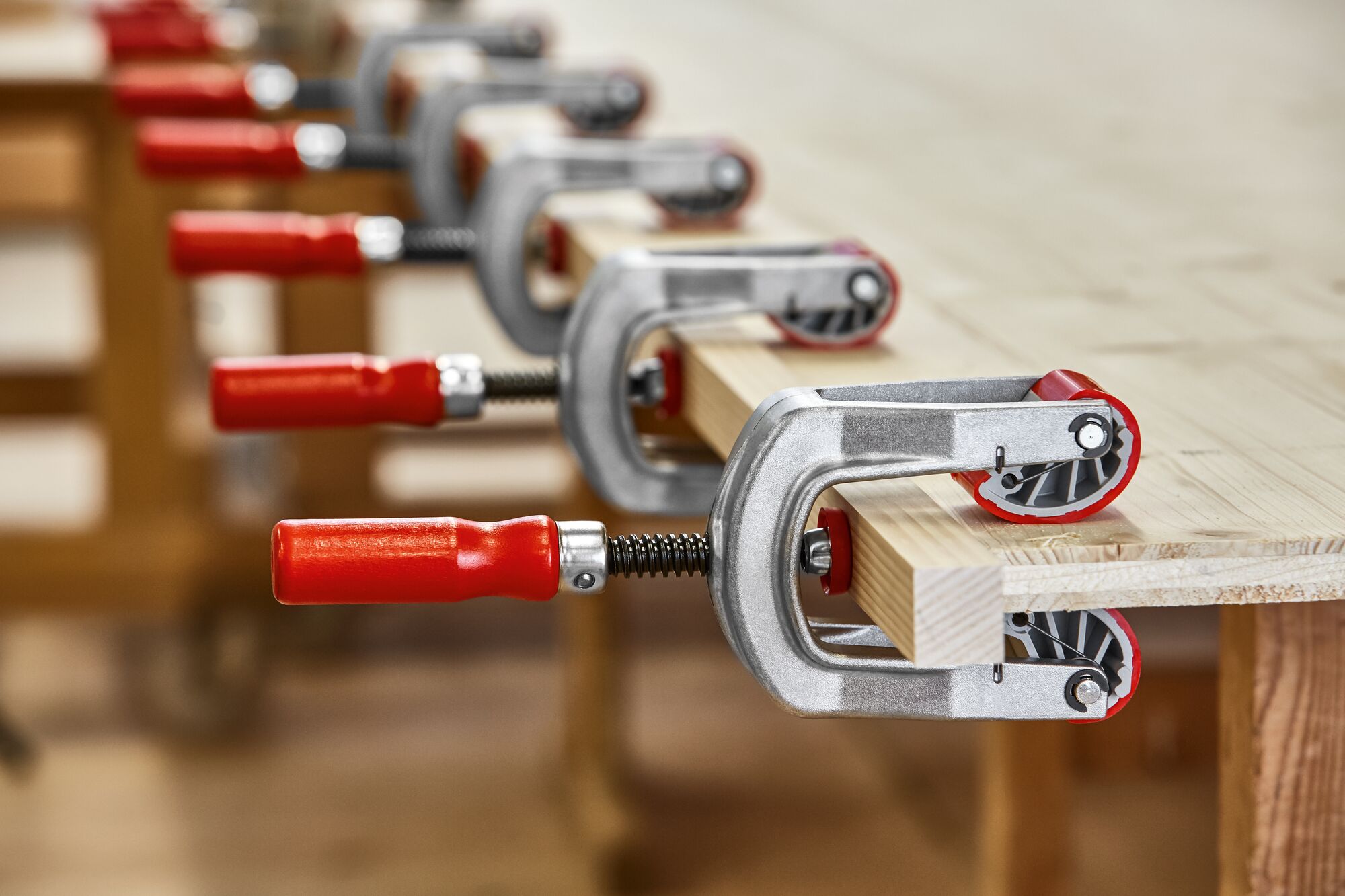 Bessey KF2 Kantklem – Professionele Lijmklem Voor Randen En Fineer, Ideaal Voor Houtbewerking En Meubelmakerij